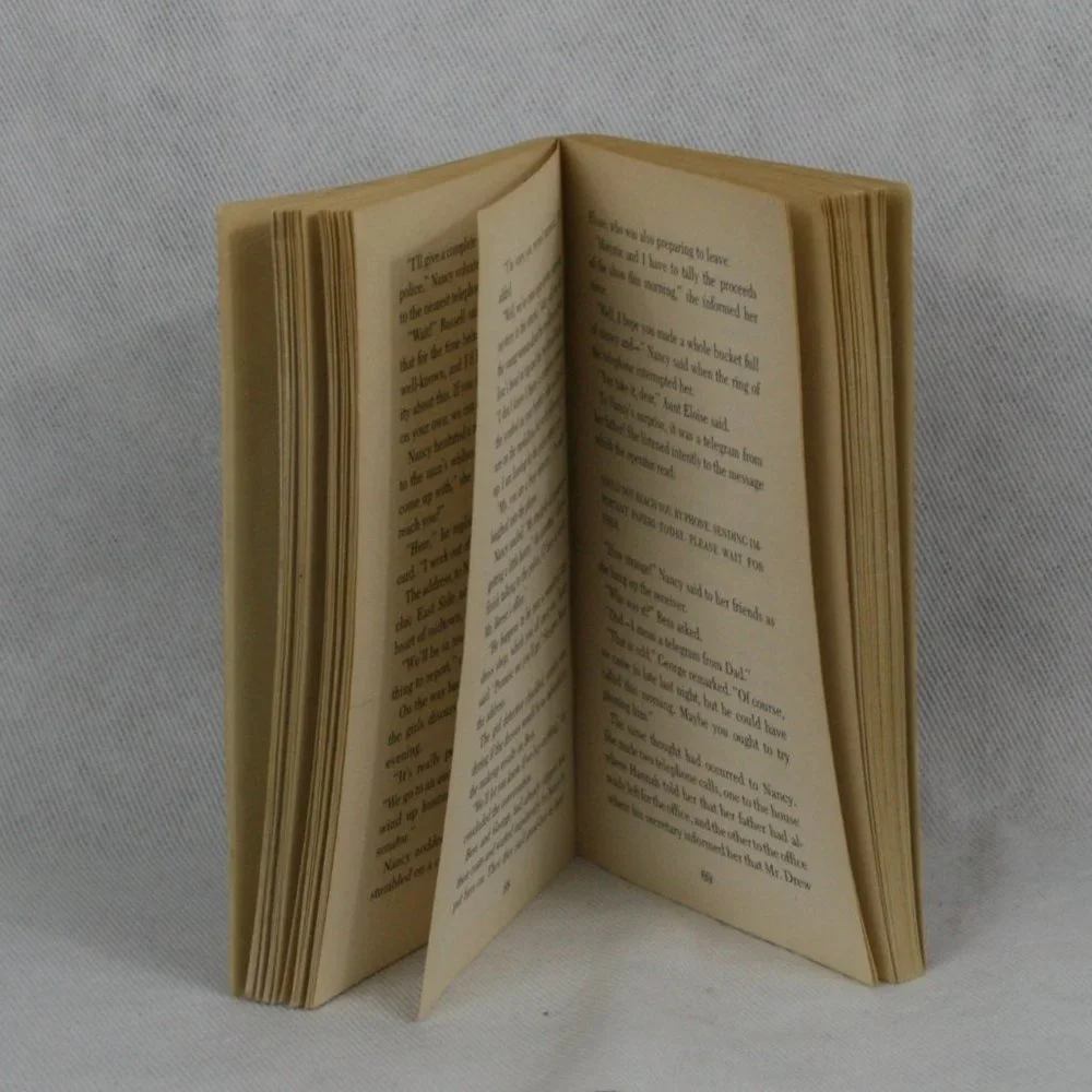 Nancy Drew Paperback Books Lot of 5 - Picture 4 of 4